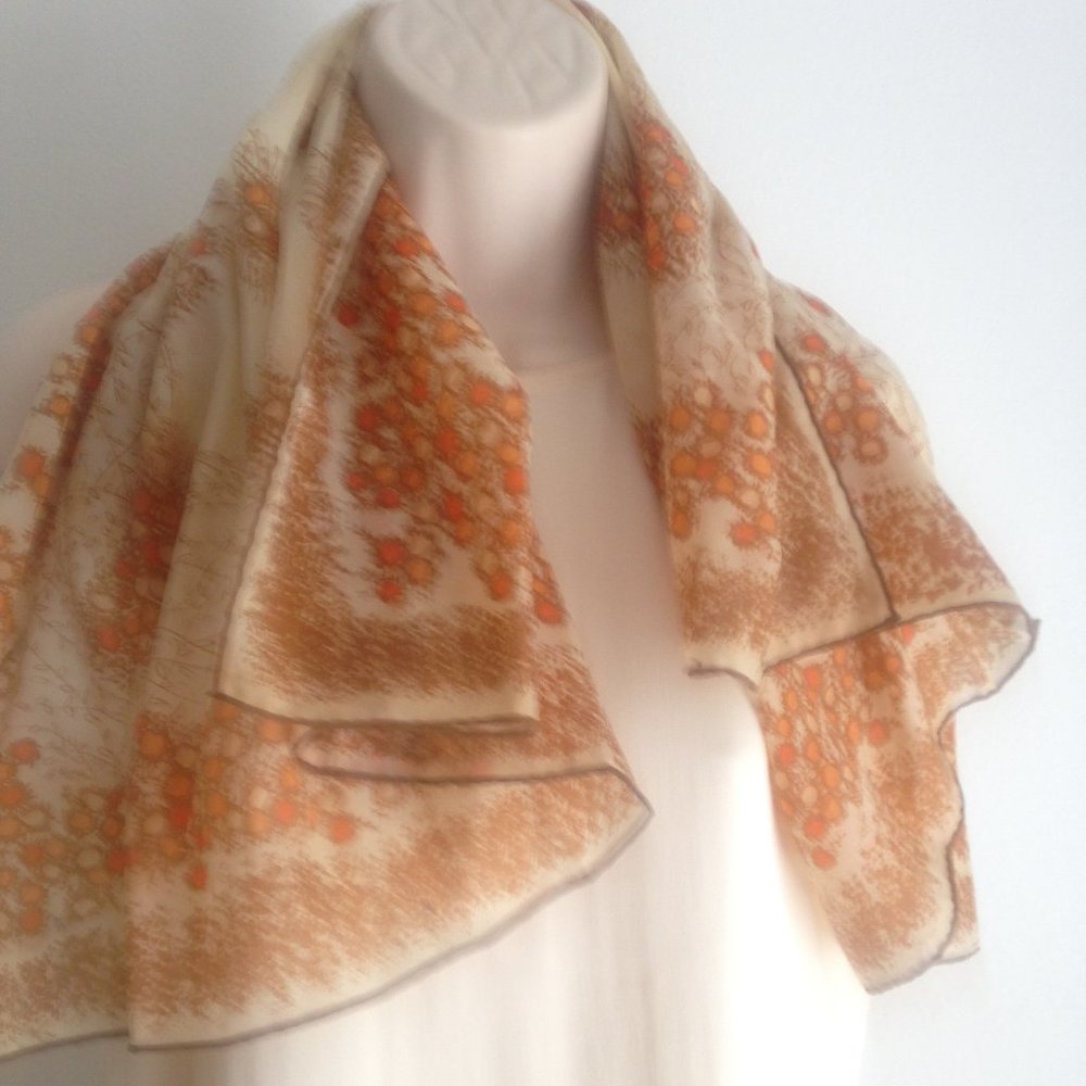 Womens Vintage Scarf 32 x 32‎ Orange Floral Earthtones